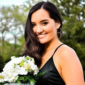 Meet your Posher, Maya